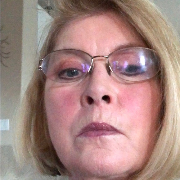 Meet your Posher, Sharilyn - Picture 1 of 1